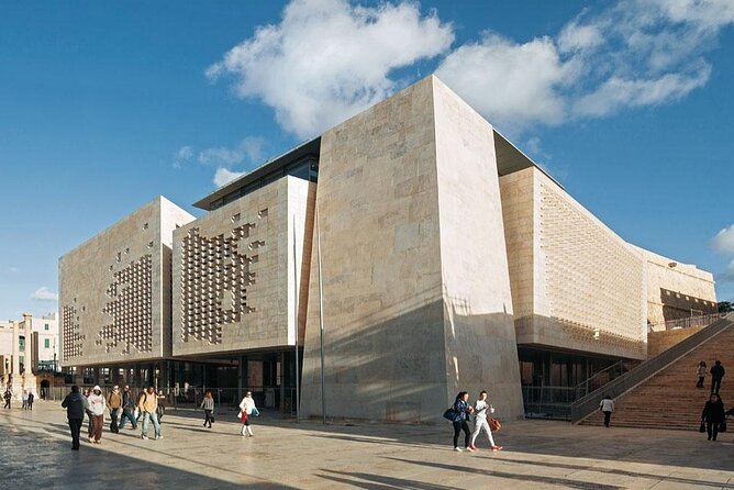 Valletta Walking Tour, In a Small Group - The Restored Merchant Street Market and Regal Palaces