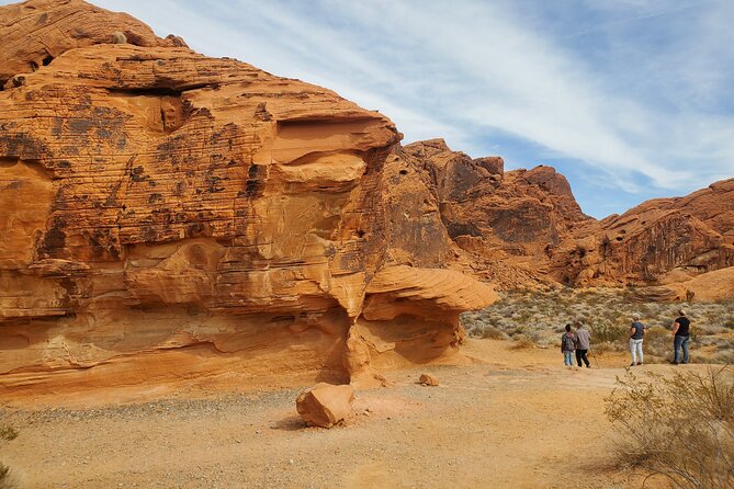 Valley of Fire State Park Tour w/Private Option (2-6 people) - The Unique Shape of Elephant Rock and Other Stops