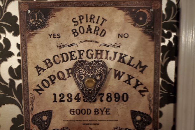 Vampire's Lair Escape Room Game for Private Group - Key Points