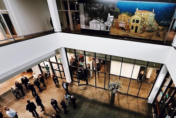 Van Gogh Museum Amsterdam Exclusive Tour w/ Reserved Entry - The Experience of a Private Guide in a World-Class Museum