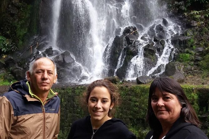 Van  Scenictour  Nordeste / Povoação  Full Day/ with lunch (Shared) - Discovering the Waterfalls at Salto da Farinha
