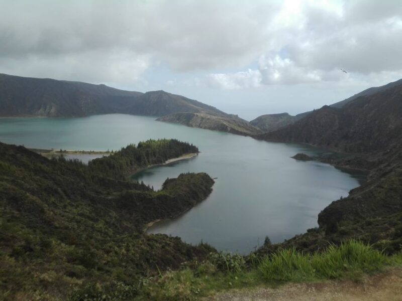 Van Tour - Lagoa do Fogo ( Half day) - Discovering the Caldeira Velha Interpretation Center