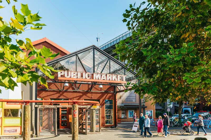 Vancouver: 24 or 48-Hour Hop-On Hop-Off Tour - Accessibility and Comfort on the Buses