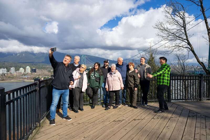 Vancouver: City Sightseeing Bus & Boat Tour - The Zodiac Boat Ride: Marine Views and Wildlife
