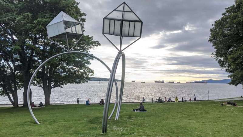 Vancouver City Tour With Look Out and Whistler Highlights - What You Can Expect at Whistler