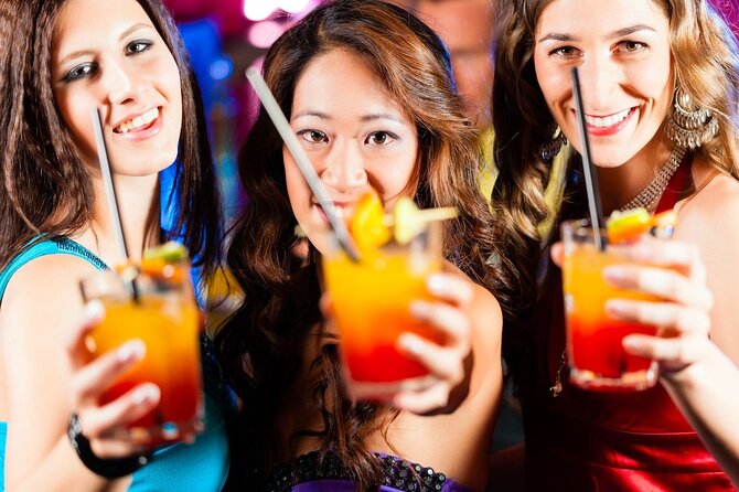 Vancouver Evening 4 Hours Tour with Night Life Attractions Private - Iconic Vancouver Waterfront at Canada Place