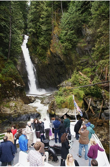 Vancouver: Lunch and Brunch Cruises - Weather Considerations and Review Highlights