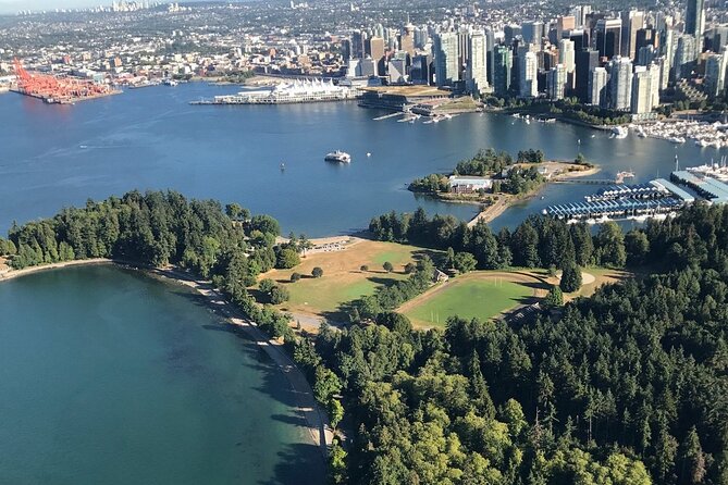 Vancouver private City Tours,See the City highlights at your pace - Visiting Vancouvers Top Highlights: Stanley Park and Granville Island