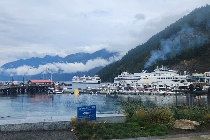 Vancouver Private Day Tour - Visit Horseshoe Bay and Dundarave Village