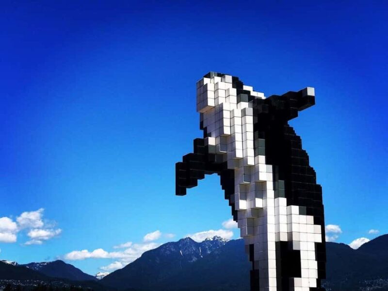 Vancouver: Private Downtown Walking Tour with Photos - Exploring Christ Church Cathedral and Its Historical Significance