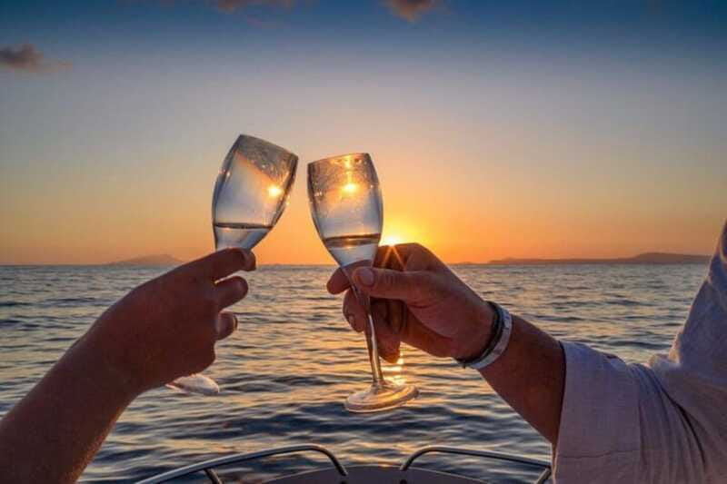 Vancouver: Sunset Boat Cruise with Complementary Bubbly - Practical Details: Departure Point, Duration, and Booking