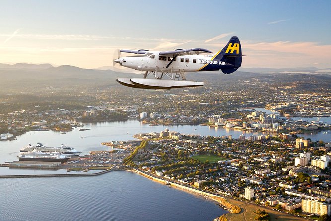 Vancouver to Victoria Seaplane Day Trip + Butchart Gardens visit - Logistics: Meeting Point and Group Size