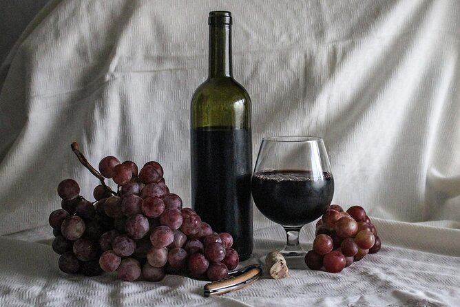 Varenna: guided Walking Tour with Wine & Food tasting - Discover Varenna’s Historic Old Town and Widely-loved Sights