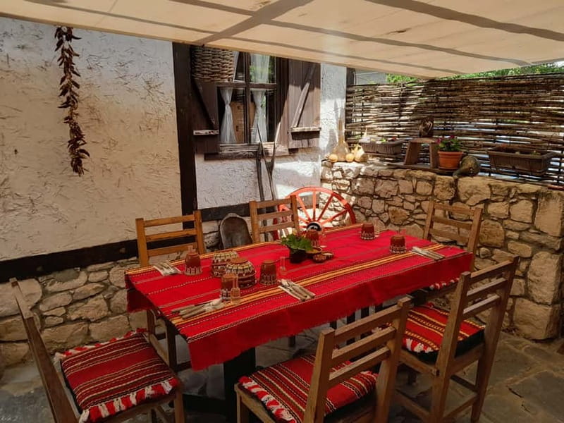 Varna: Guided VIP Tour - Visiting the Magic Spring Complex and Beloslav