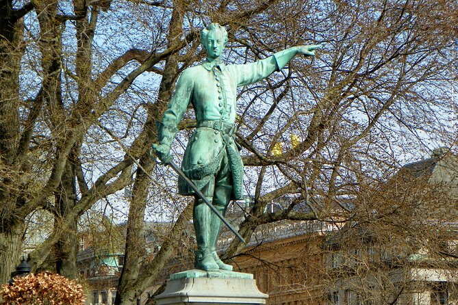 Vasa Museum Guided Tour, Including Entry Ticket - Meet the Guides: Enthusiastic and Knowledgeable Storytellers