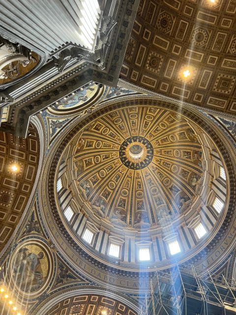 Vatican City: Guided Tour of Saint Peter's Basilica and Dome - Practical Details: Group Size, Timing, and Meeting Points