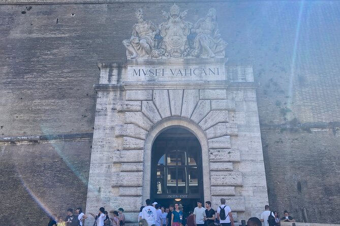 Vatican Early Access: Museums & Sistine Chapel Guided Tour - How the Tour Starts at the Vatican Museums