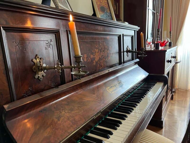 Vatican: Exclusive Baroque Evening With Aperitivo & Dinner - Italian Dinner Paired with Carefully Selected Wines