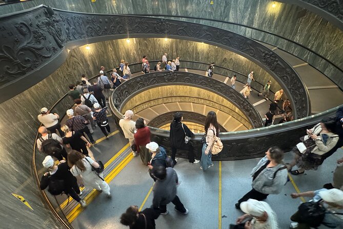 Vatican Museum Sistine Chapel Tour Including Breakfast or lunch - The Convenience of a Guided Tour with Included Meal