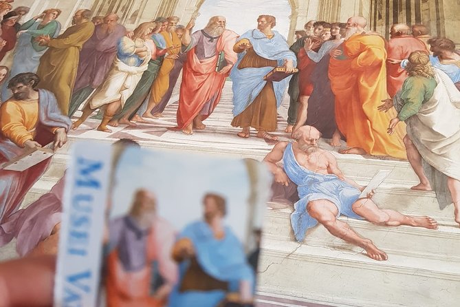 Vatican Museum skip the line ticket - Discover the Vatican Museums with Priority Entry