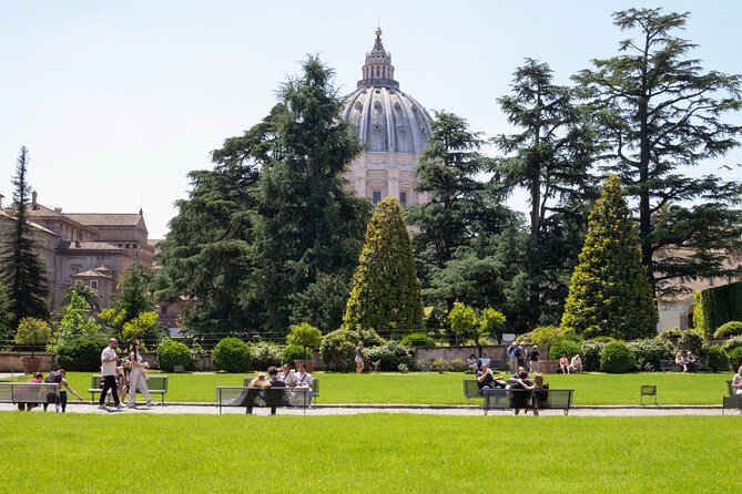 Vatican Museums and Sistine Chapel Guided Tour - The Quality of the Guides and Reviews