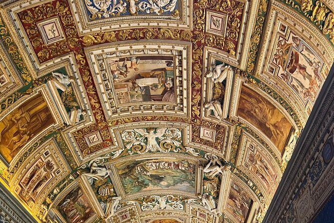 Vatican Museums Evening Tour with Sistine Chapel Access - Comparing This Tour to Other Vatican Options