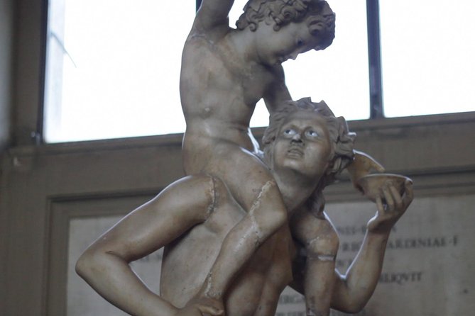 Vatican Museums Highlights & Sistine Chapel Tour- Max 10ppl - The Gallery of Tapestries: Optical Illusions in Fabric