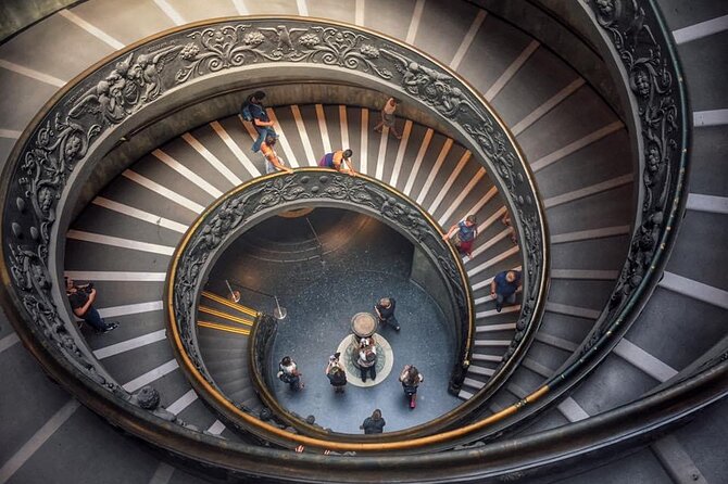 Vatican Museum's & Sistine Chapel Entrance Without Queue - Inside the Vatican Museums: Exploring the Largest Collection of Art