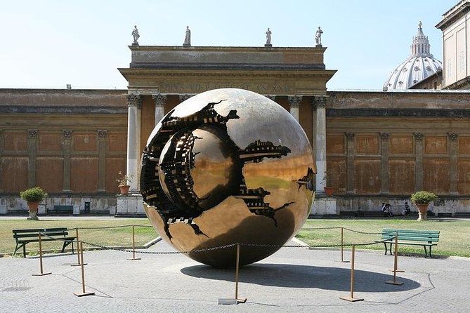 Vatican Museums & Sistine Chapel guided Tour - The Drawbacks: Crowds and Technical Issues