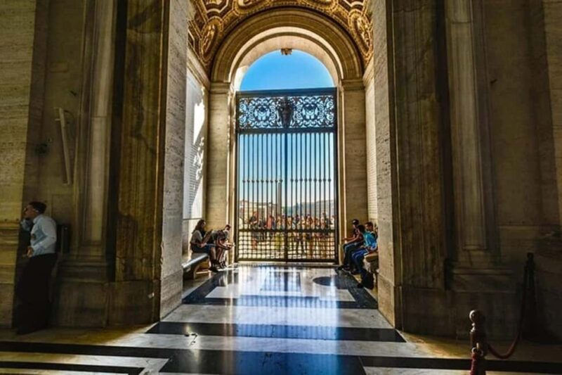 Vatican Museums & Sistine Chapel Guided Tour - Entering the Vatican Museums with Priority Access