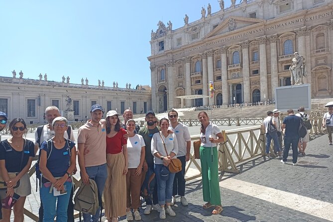 Vatican Museums, Sistine Chapel Tour and Basilica Access - The Logistics: Meeting Point and Group Size