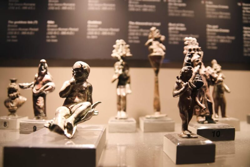 Vatican Museums, Sistine Chapel Tour, & Entry to St. Peter's - Accessibility and Restrictions for Visitors