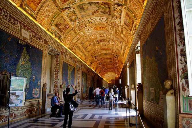 Vatican Museums Sistine Chapel with Basilica or Rafael Rooms Tour - Key Points