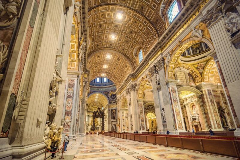 Vatican: Papal Audience and St. Peter's Basilica Guided Tour - Exploring Michelangelo’s Christ and the Basilica of Neptune