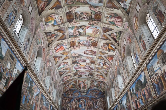 Vatican Private Tour with St. Peter's Basilica - Michelangelo’s Masterpieces in the Sistine Chapel