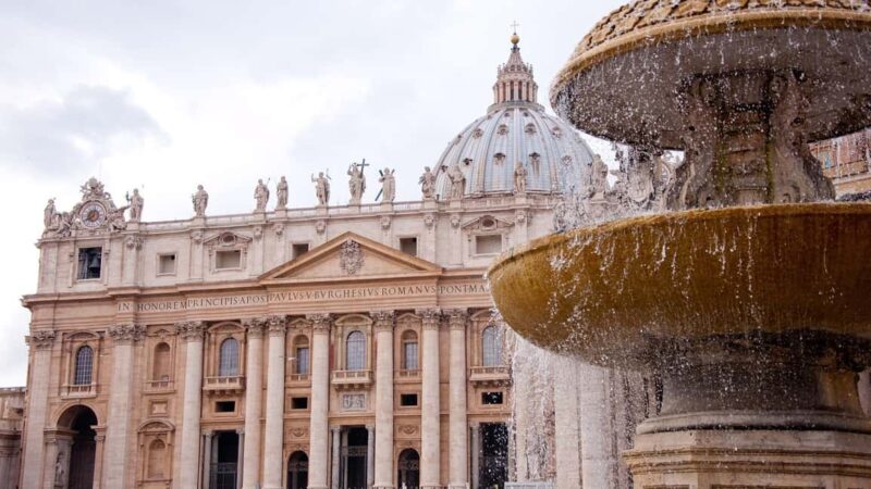 Vatican: St. Peters Basilica Skip-The-Line Guided Tour - Discovering the Majesty of St. Peters Basilica