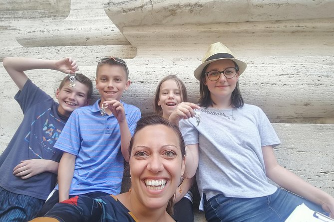 Vatican Tour for Kids & Families in Rome with local guide Alessandra - Discovering the Cortile della Pigna and Its Artworks