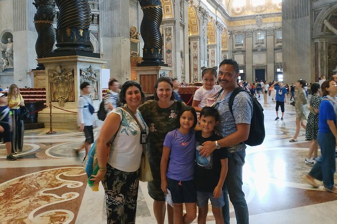 Vatican Tour for Kids & Families in Rome with local guide Alessandra - Visiting the Sistine Chapel with an Engaging Guide