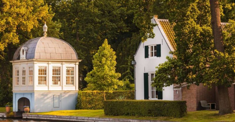 Vecht River: Private Tour sightseeing Cruise with diner - Discover the Charm of the Vecht River with a Private Tour