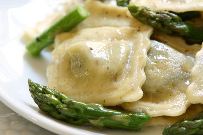 Vegan Cooking Class in Florence: Pasta Making & Wine! - The Location and Meeting Details in Florence