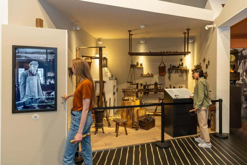 Velbert: Admission ticket to the German Castle and Fittings Museum - Key Points