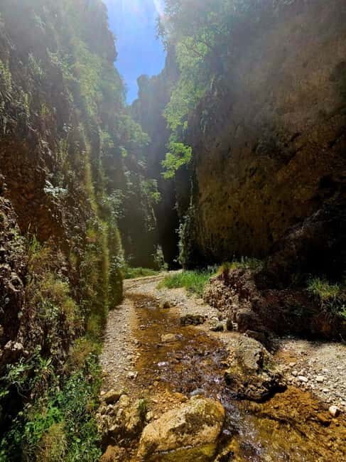 Velça Village Hiking Experience: Rasa Waterfall & Caves - The Role of the Local Guide and Group Experience