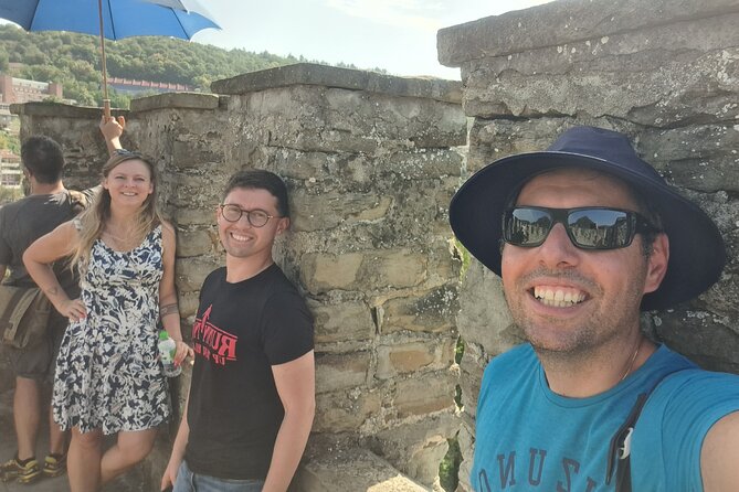 Veliko Tarnovo and Arbanasi day tour from Sofia with pickup - Discovering Samovodska Charshiya: Traditional Crafts and Market Streets