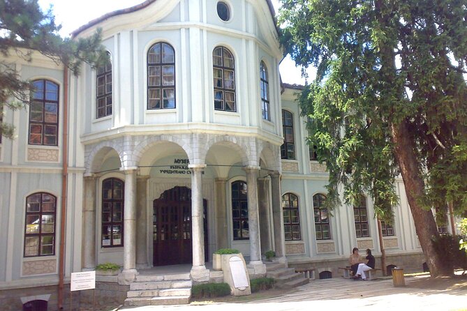 Veliko Tarnovo - Arbanassi - Shipka Memorial Church - private tour from Plovdiv - Guided Commentary and Local Insights