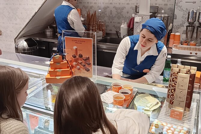 Venchi Rialto: Chocolate Tasting Experience in Venice - The Knowledgeable and Friendly Guides