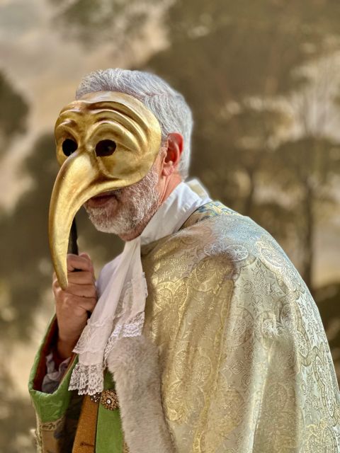 Venice: 17-18th Century Dress-Up Experience - Inside the Costume Collection: Variety and Quality