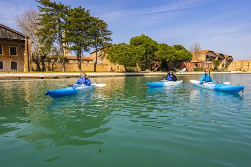 Venice Beginner's Kayak Tour in the Medieval Arsenal - Booking Flexibility and Cancellation Policy