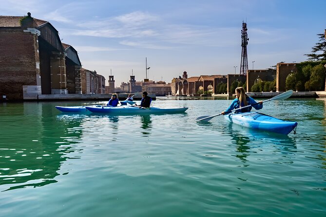 Venice Beginner's Kayak Tour: train & visit the Medieval Arsenal - Physical Requirements and Participant Considerations