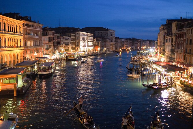 Venice by Night: Highlights & Hidden Gems Tour - Logistics, Accessibility, and Practical Tips