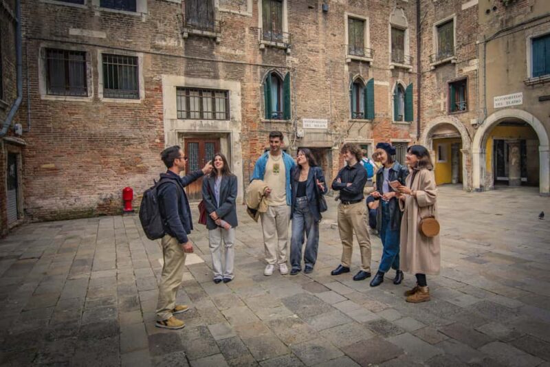 Venice: Byzantine Tour and Skip-the-Line St Mark's Basilica - Venetian Byzantine Charm: A Guided Tour of St. Marks Basilica and More